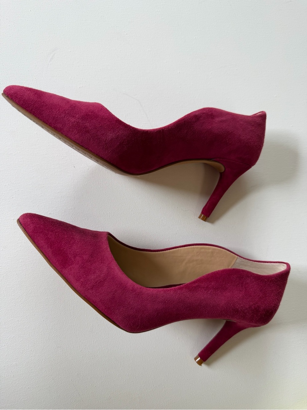 Vince Camuto Fuchsia Suede Pointed Toe Pumps Heels Size 7M - Picture 2 of 6